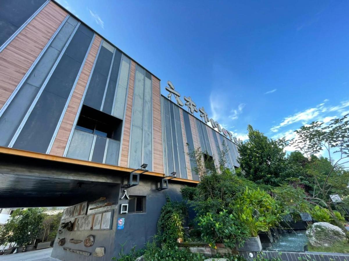 Roppongi Motel - Dalian Pingtung Luaran gambar