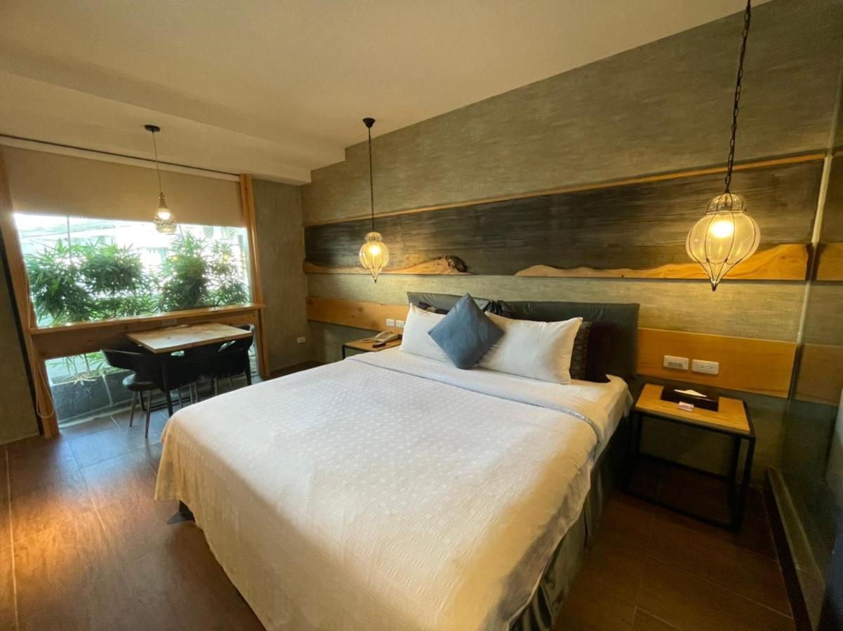 Roppongi Motel - Dalian Pingtung Luaran gambar