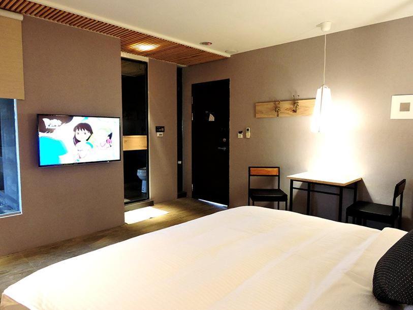 Roppongi Motel - Dalian Pingtung Luaran gambar