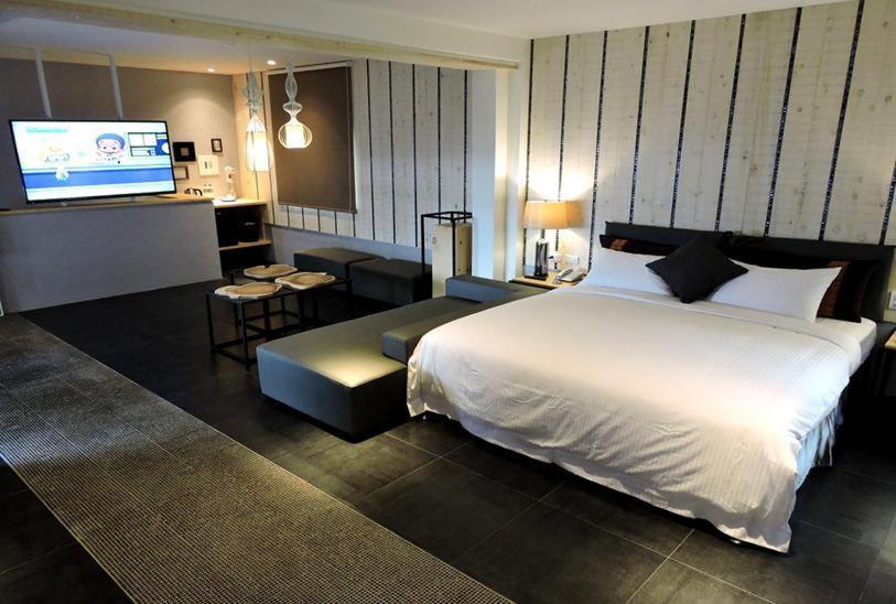 Roppongi Motel - Dalian Pingtung Luaran gambar