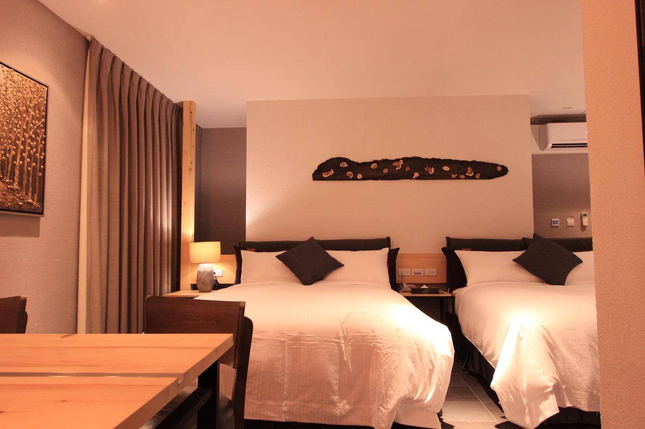 Roppongi Motel - Dalian Pingtung Luaran gambar