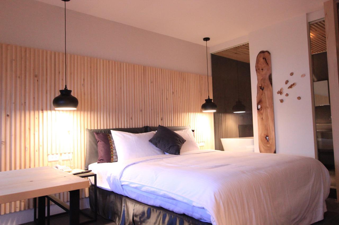 Roppongi Motel - Dalian Pingtung Luaran gambar